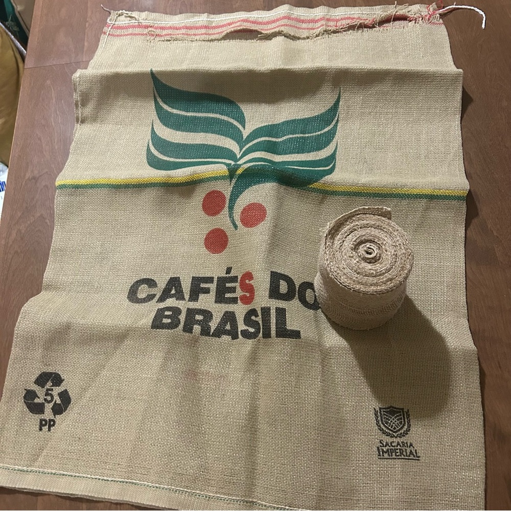 Burlap bundle - Picture 1 of 2